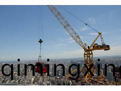 江(jiang)門起重(zhong)機液壓油路清(qing)理