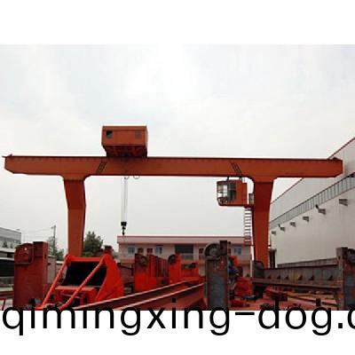 通(tong)用(yong)門(men)式(shi)起重(zhong)機2