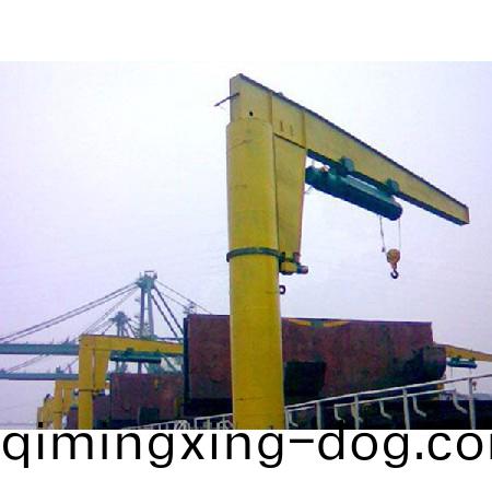 柱式鏇(xuan)臂式起(qi)重機8